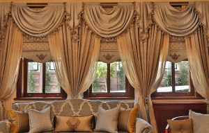 Rustic folding curtain with drapes and shawls
